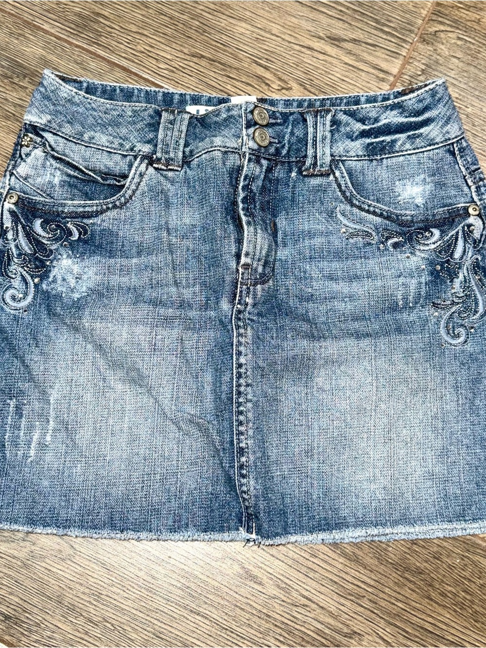 Limited Too Vintage Y2K Girls 10 Light Blue Washed Embroidered Denim Mini Skirt